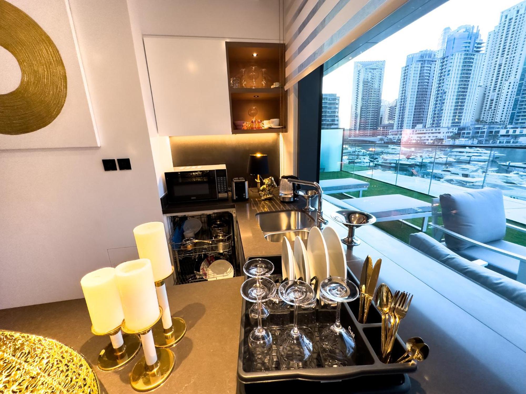 Vida Dubai Marina & Yacht Club , Hotel And Residences , Luxurious 2Br Luaran gambar